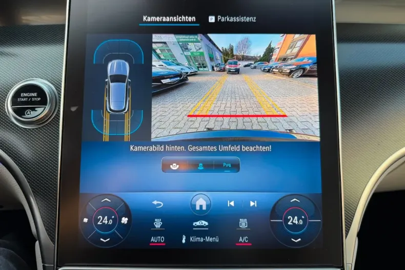 Mercedes-Benz GLC 200 din 2025 cu 13.900 km - oferta MER178939 - foto 13