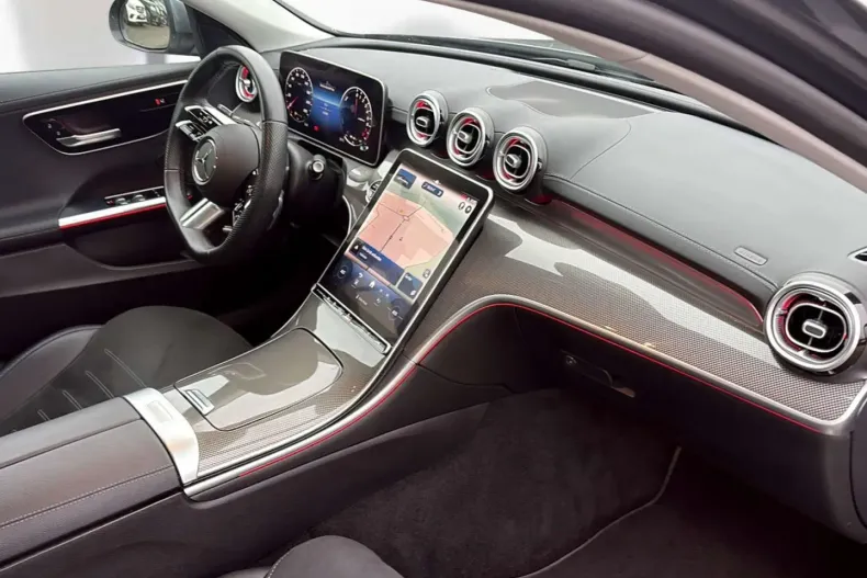 Mercedes-Benz C 300 din 2023 cu 43.000 km - oferta MER178944 - foto 25