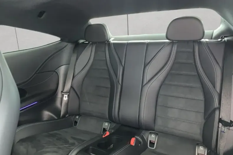 Mercedes-Benz CLE 220 (Clasa CLE) din 2024 cu 21.723 km - oferta MER178946 - foto 13