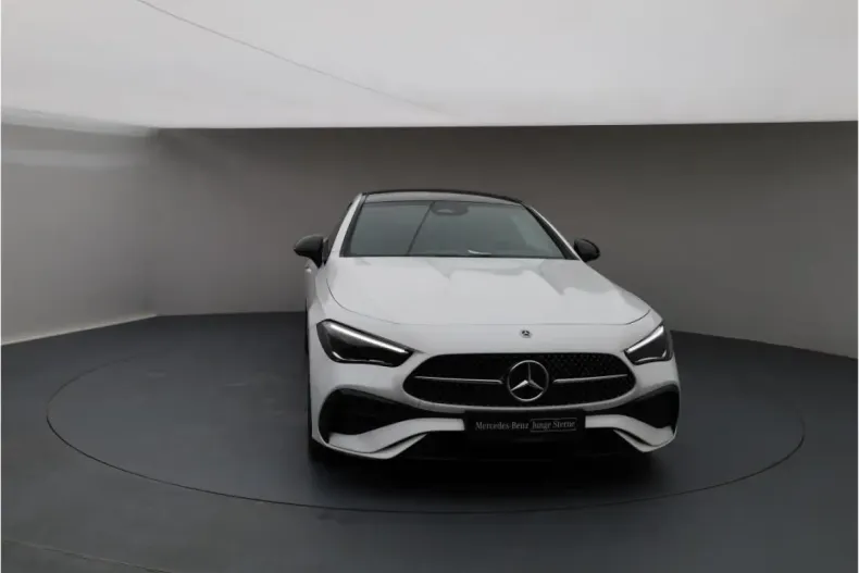 Mercedes-Benz CLE 220 (Clasa CLE) din 2024 cu 24.900 km - oferta MER178948 - foto 1