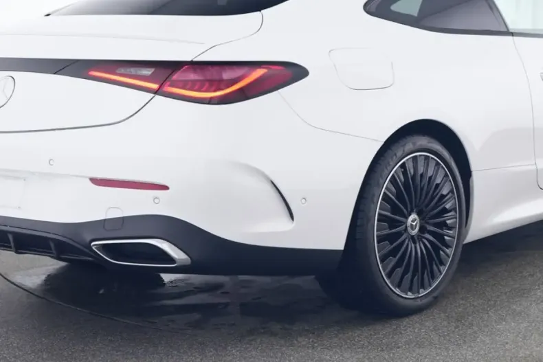 Mercedes-Benz CLE 220 (Clasa CLE) din 2024 cu 24.900 km - oferta MER178948 - foto 4