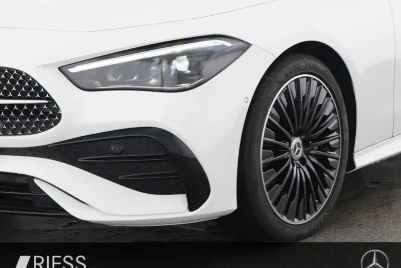 Mercedes-Benz CLE 200 din 2024 cu 12.408 km - oferta MER178957 - foto 3