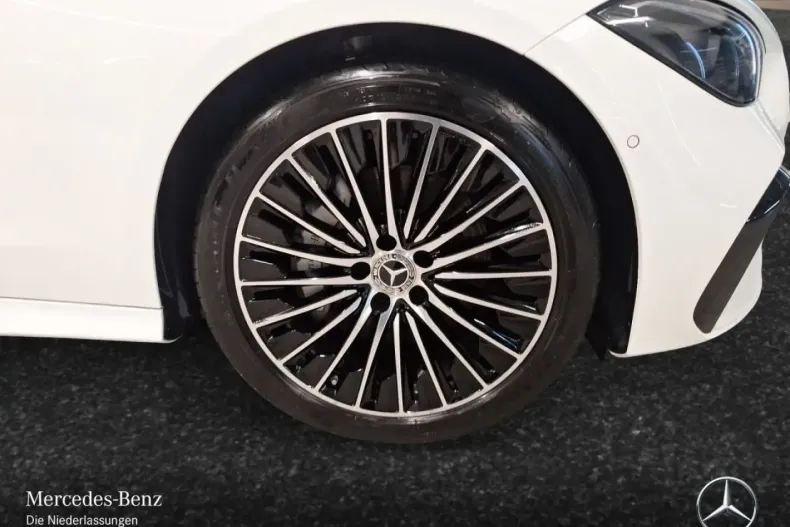 Mercedes-Benz CLE 200 din 2023 cu 14.682 km - oferta MER178958 - foto 4