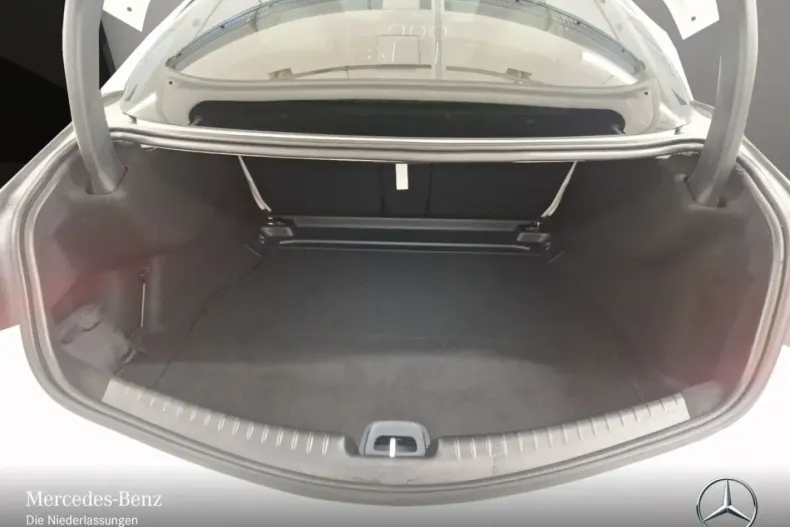 Mercedes-Benz CLE 200 din 2023 cu 14.682 km - oferta MER178958 - foto 15