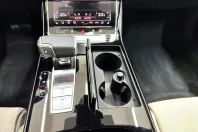 Audi A8 din 2023 cu 17.610 km - oferta AUD178966 - foto 13