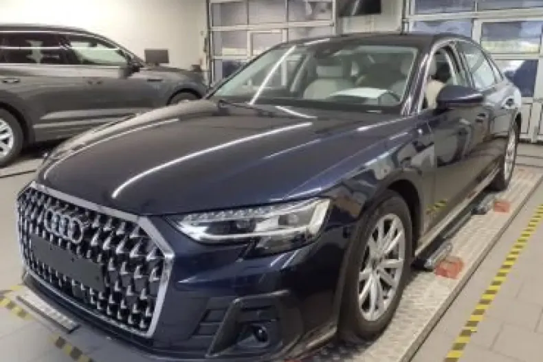 Audi A8 din 2023 cu 40.500 km - oferta AUD178971 - foto 2
