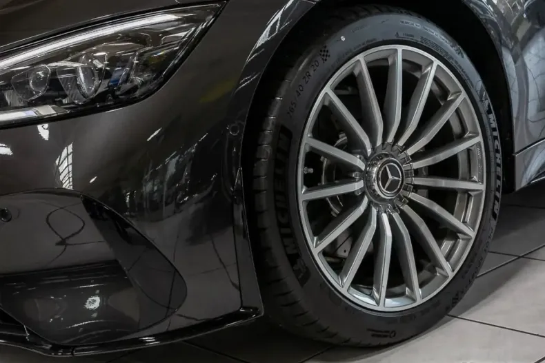 Mercedes-Benz AMG GT (Clasa GT) din 2023 cu 7.998 km - oferta MER178973 - foto 3