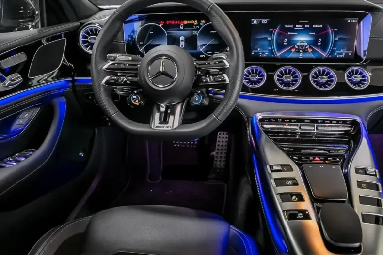 Mercedes-Benz AMG GT (Clasa GT) din 2023 cu 7.998 km - oferta MER178973 - foto 4