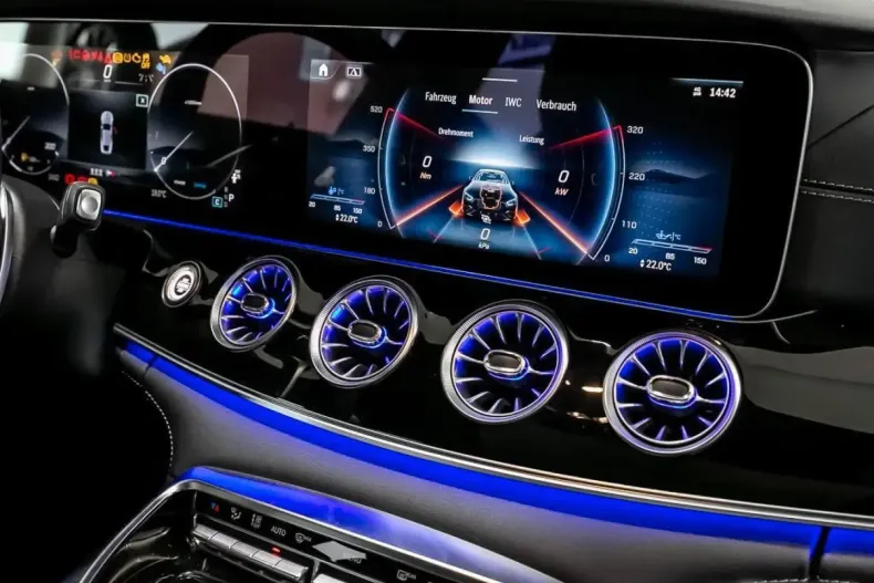 Mercedes-Benz AMG GT (Clasa GT) din 2023 cu 7.998 km - oferta MER178973 - foto 8