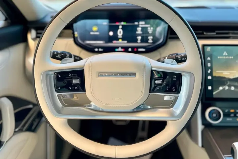 Land Rover Range Rover din 2024 cu 9.412 km - oferta LAN178977 - foto 18