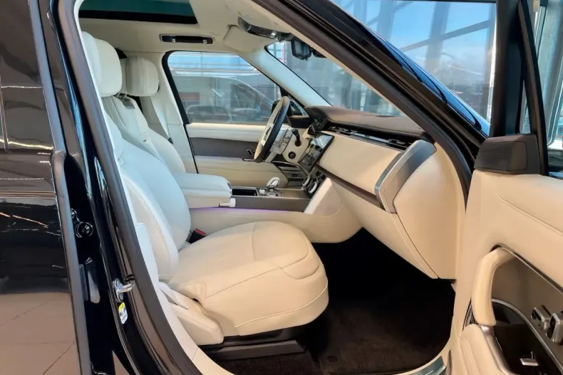 Land Rover Range Rover din 2024 cu 9.412 km - oferta LAN178977 - foto 19