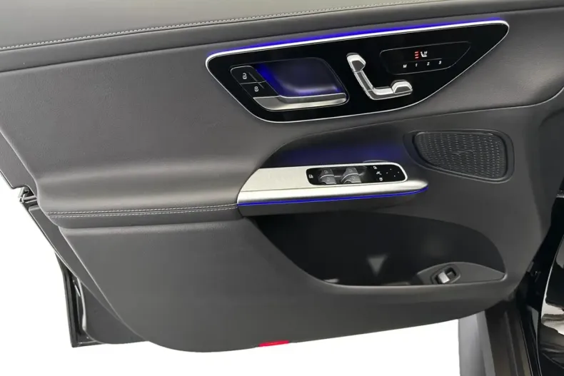 Mercedes-Benz GLC 300 din 2024 cu 16.852 km - oferta MER178979 - foto 14