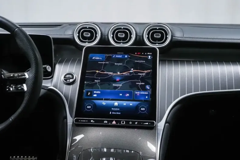 Mercedes-Benz GLC 300 din 2024 cu 12.075 km - oferta MER178981 - foto 7