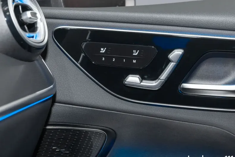 Mercedes-Benz GLC 300 din 2024 cu 21.247 km - oferta MER178986 - foto 13