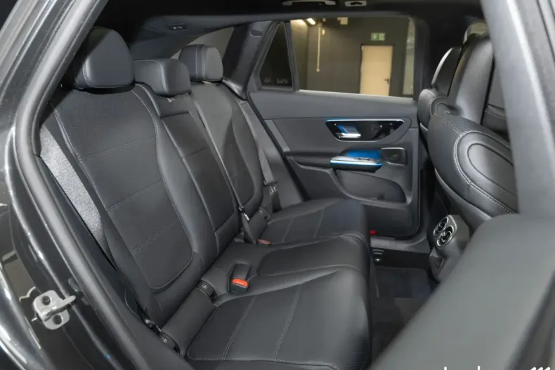 Mercedes-Benz GLC 300 din 2024 cu 21.247 km - oferta MER178986 - foto 17