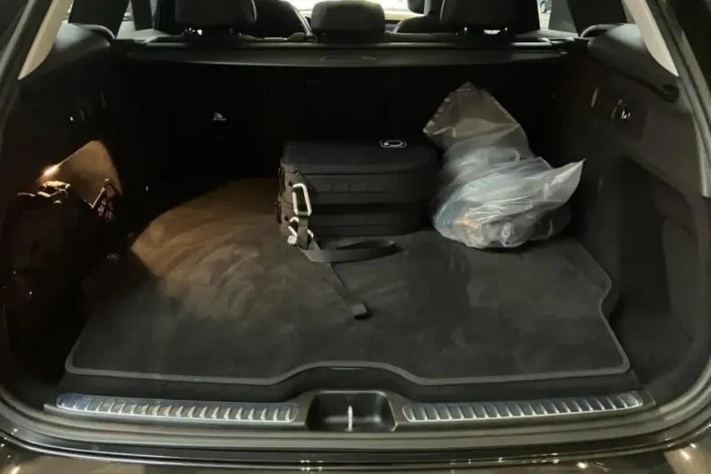 Mercedes-Benz GLC 300 din 2024 cu 39.566 km - oferta MER178987 - foto 9