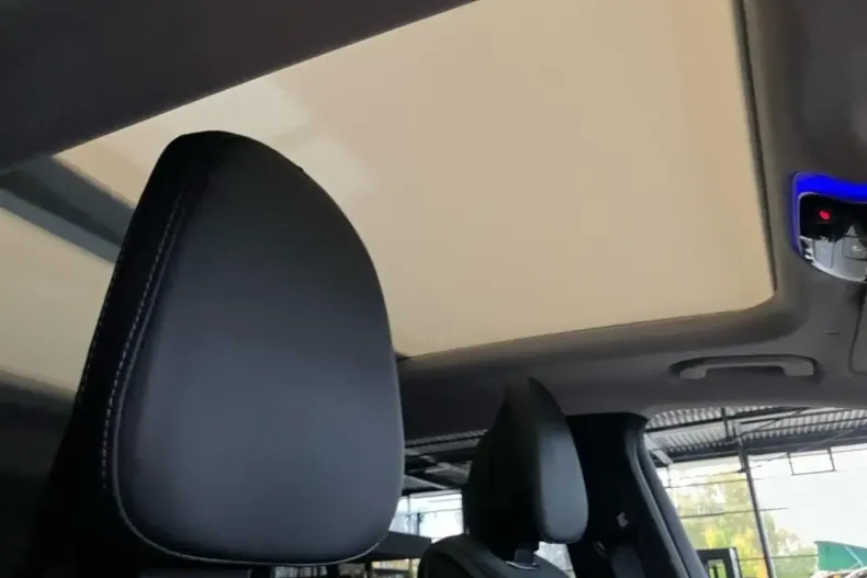 Mercedes-Benz GLC 300 din 2024 cu 39.566 km - oferta MER178987 - foto 17