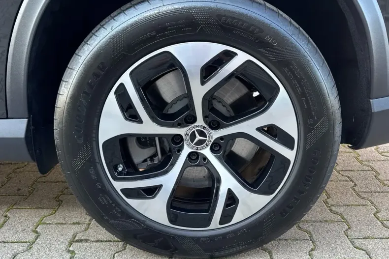 Mercedes-Benz GLC 300 din 2025 cu 13.699 km - oferta MER178988 - foto 6