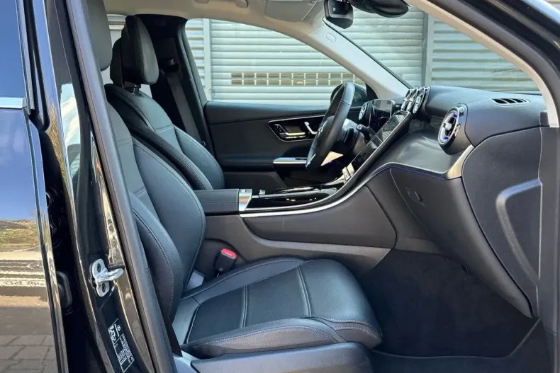 Mercedes-Benz GLC 300 din 2025 cu 13.699 km - oferta MER178988 - foto 9