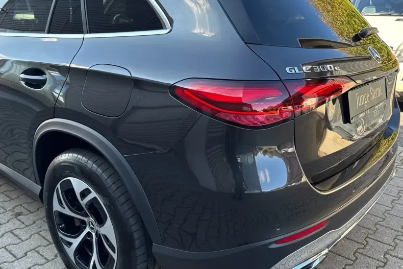 Mercedes-Benz GLC 300 din 2025 cu 13.699 km - oferta MER178988 - foto 14