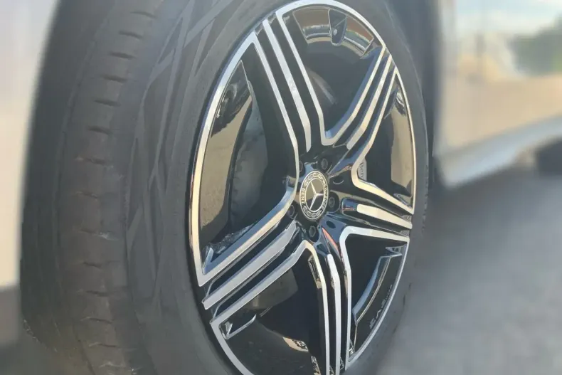 Mercedes-Benz GLC 300 din 2024 cu 60.000 km - oferta MER178992 - foto 7