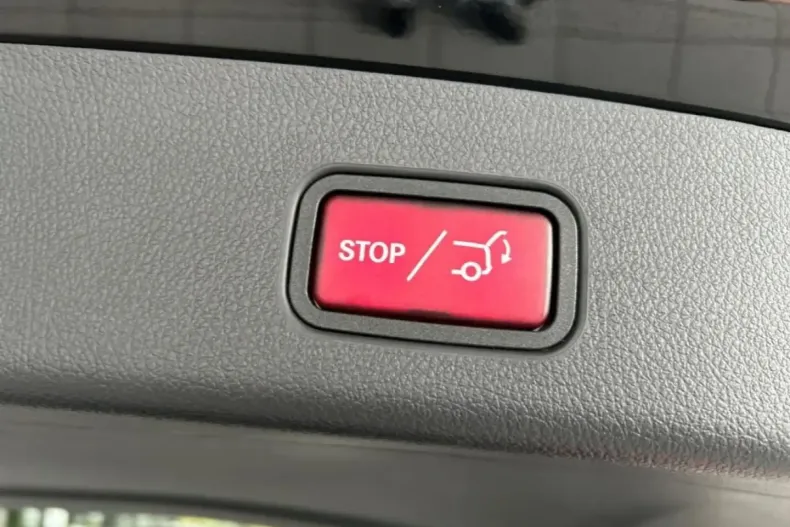 Mercedes-Benz GLC 300 din 2024 cu 30.850 km - oferta MER178993 - foto 17