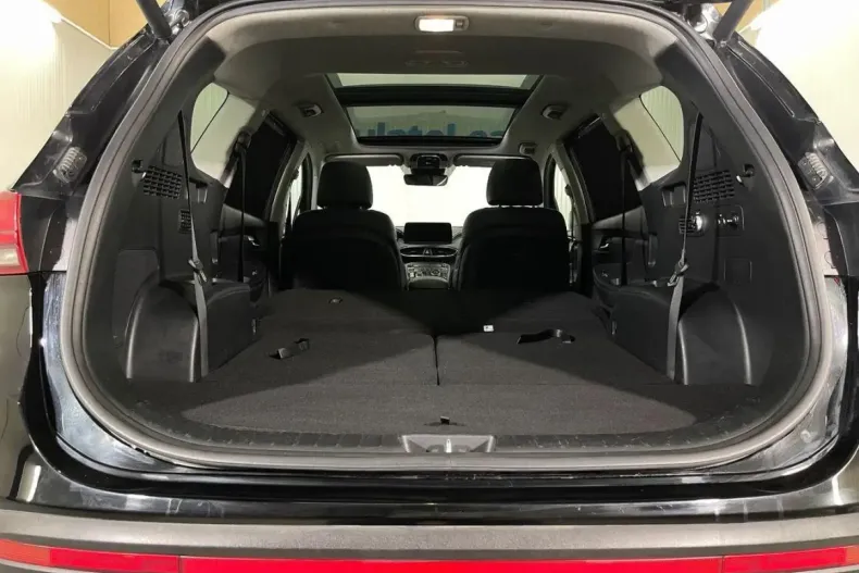 Hyundai SANTA FE din 2021 cu 105.593 km - oferta HYU179001 - foto 17