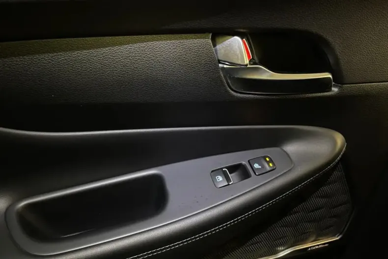 Hyundai SANTA FE din 2021 cu 105.593 km - oferta HYU179001 - foto 31