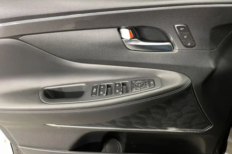 Hyundai SANTA FE din 2021 cu 105.593 km - oferta HYU179001 - foto 32