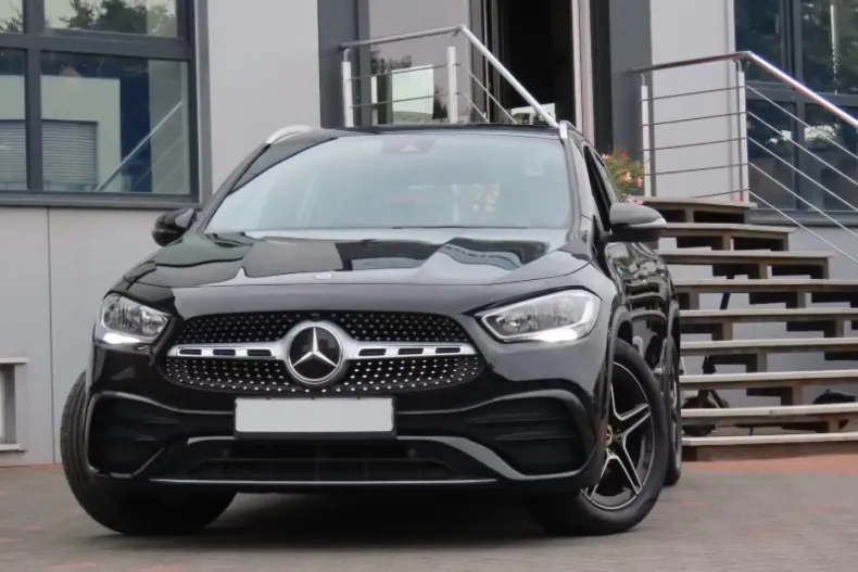 Mercedes-Benz GLA 200 (Clasa GLA) din 2021 cu 53.608 km - oferta MER179007 - foto 4
