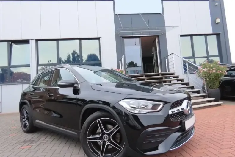 Mercedes-Benz GLA 200 (Clasa GLA) din 2021 cu 53.608 km - oferta MER179007 - foto 6