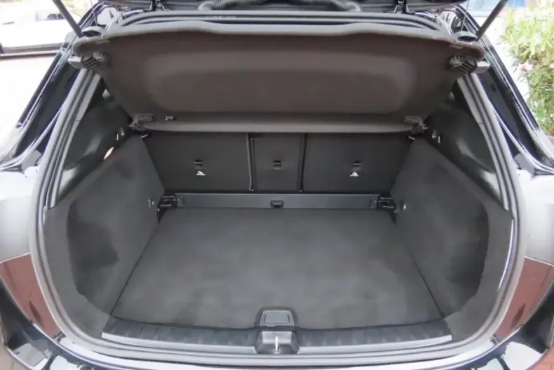 Mercedes-Benz GLA 200 (Clasa GLA) din 2021 cu 53.608 km - oferta MER179007 - foto 23