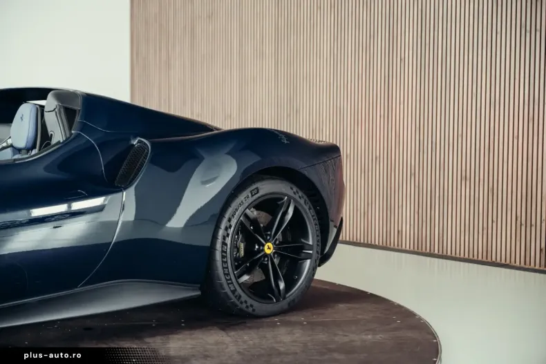 Ferrari 296 GTS din 2024 cu 8.479 km - oferta FER179009 - foto 11