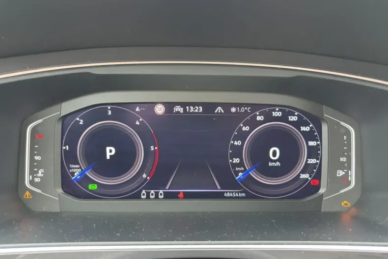 Volkswagen Tiguan Allspace din 2022 cu 48.500 km - oferta VOL179031 - foto 10