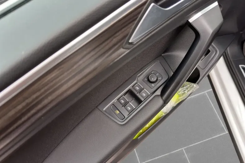 Volkswagen Tiguan Allspace din 2022 cu 48.500 km - oferta VOL179031 - foto 13