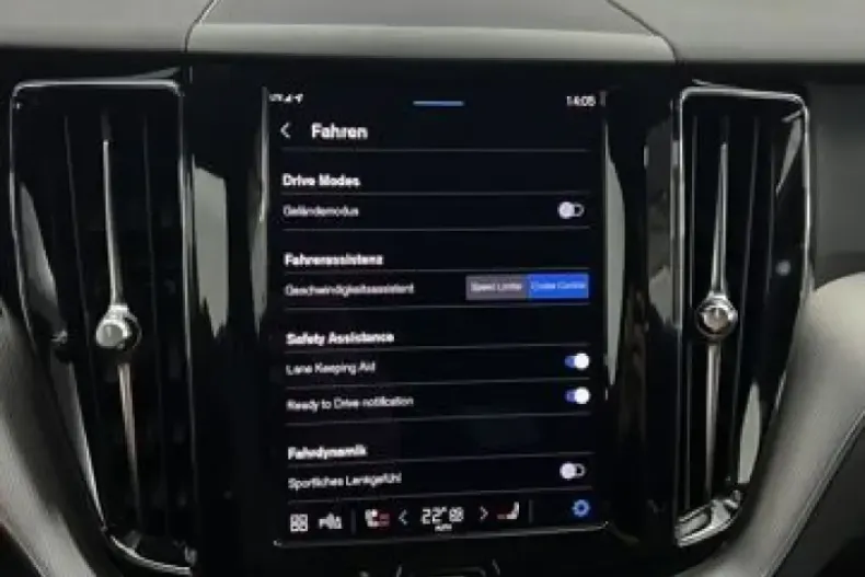 Volvo XC60 din 2021 cu 92.221 km - oferta VOL179036 - foto 29