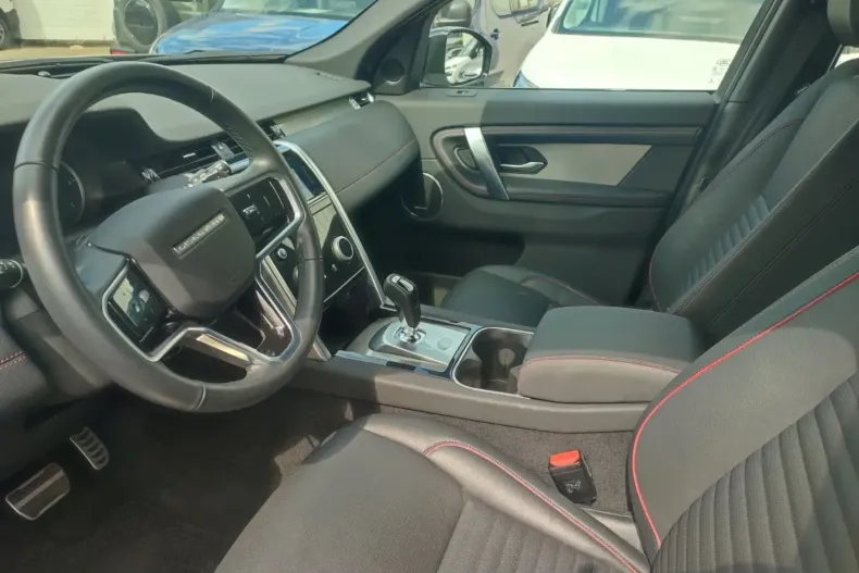 Land Rover Discovery Sport din 2023 cu 38.110 km - oferta LAN179037 - foto 4