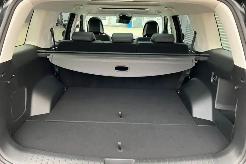 Hyundai SANTA FE din 2025 cu 7.200 km - oferta HYU179038 - foto 10