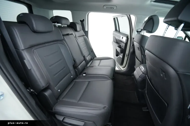 Hyundai SANTA FE din 2025 cu 8.000 km - oferta HYU179046 - foto 11