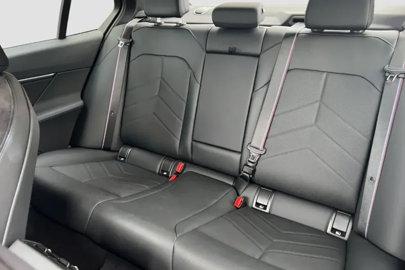 BMW 530 din 2025 cu 23.500 km - oferta BMW179049 - foto 12