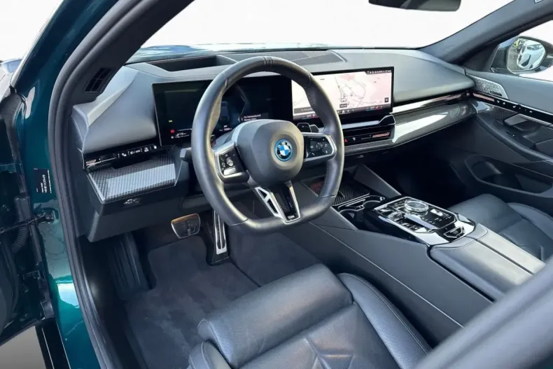 BMW 530 din 2024 cu 3.045 km - oferta BMW179050 - foto 4