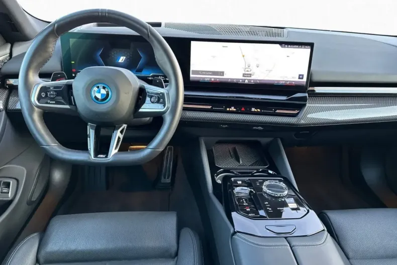 BMW 530 din 2024 cu 3.045 km - oferta BMW179050 - foto 9