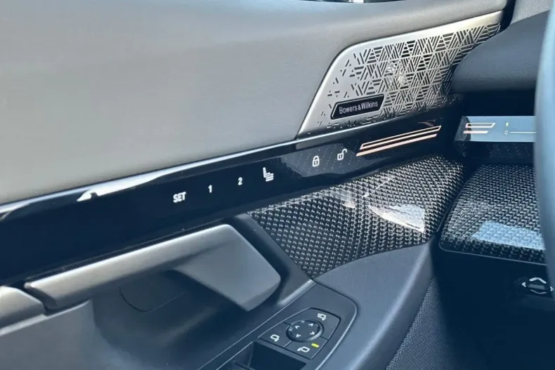 BMW 530 din 2024 cu 3.045 km - oferta BMW179050 - foto 14