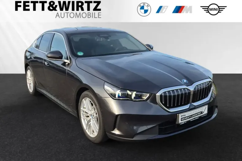 BMW 530 din 2024 cu 29.993 km - oferta BMW179051 - foto 1