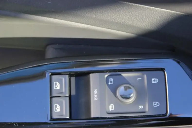 Volkswagen ID.5 din 2023 cu 31.491 km - oferta VOL179055 - foto 15