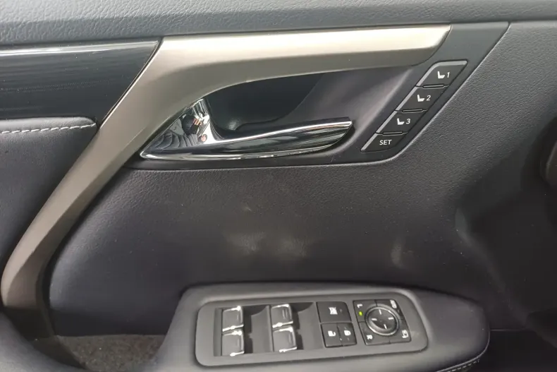 Lexus RX 450 din 2022 cu 55.922 km - oferta LEX179056 - foto 9