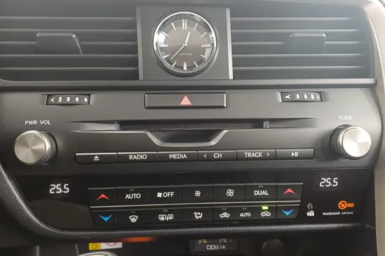 Lexus RX 450 din 2022 cu 55.922 km - oferta LEX179056 - foto 32