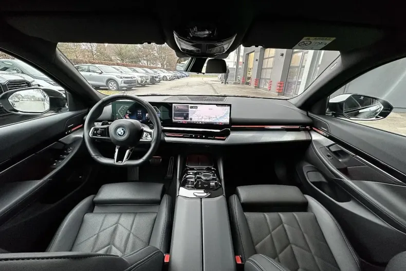 BMW 530 din 2025 cu 14.300 km - oferta BMW179059 - foto 18