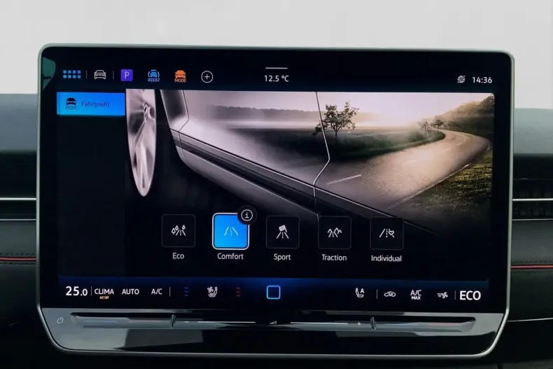 Volkswagen ID.7 din 2025 cu 15.768 km - oferta VOL179060 - foto 13