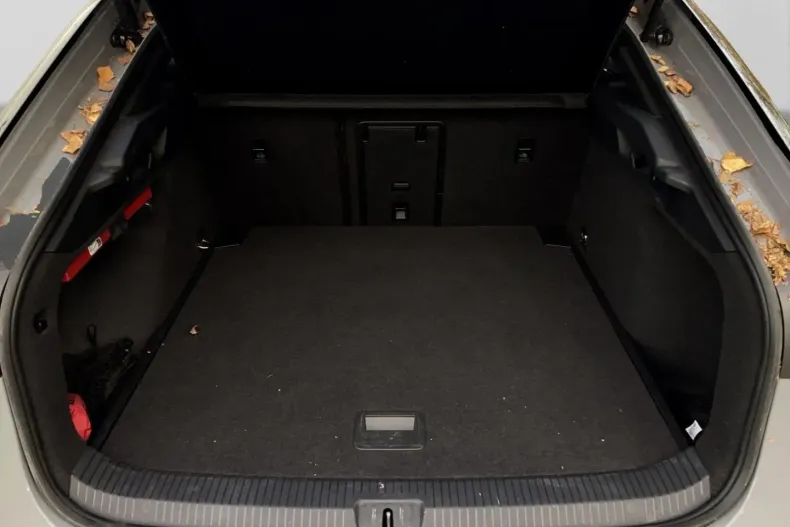 Volkswagen ID.7 din 2025 cu 15.768 km - oferta VOL179060 - foto 17